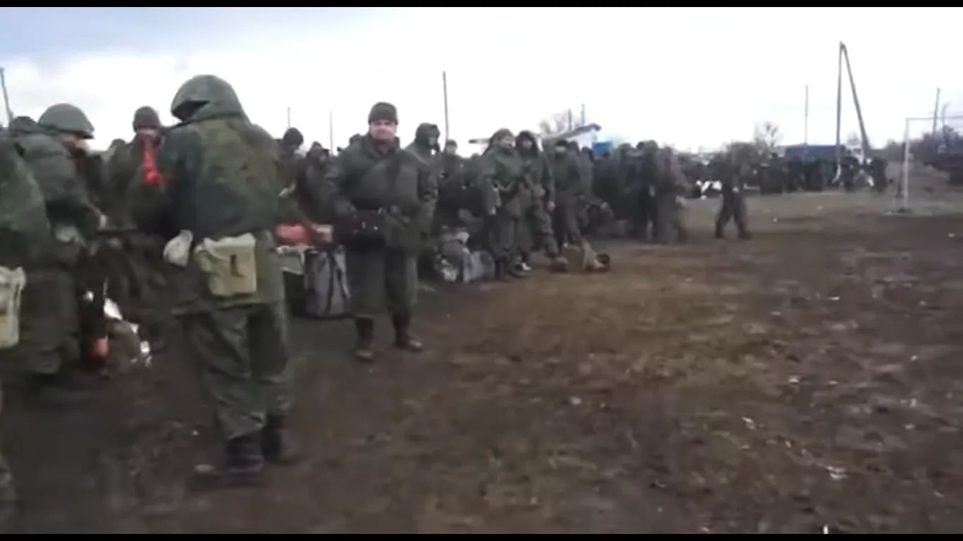 Российские оккупанты отправили на войну с Украиной "подмогу" из "ЛДНР"