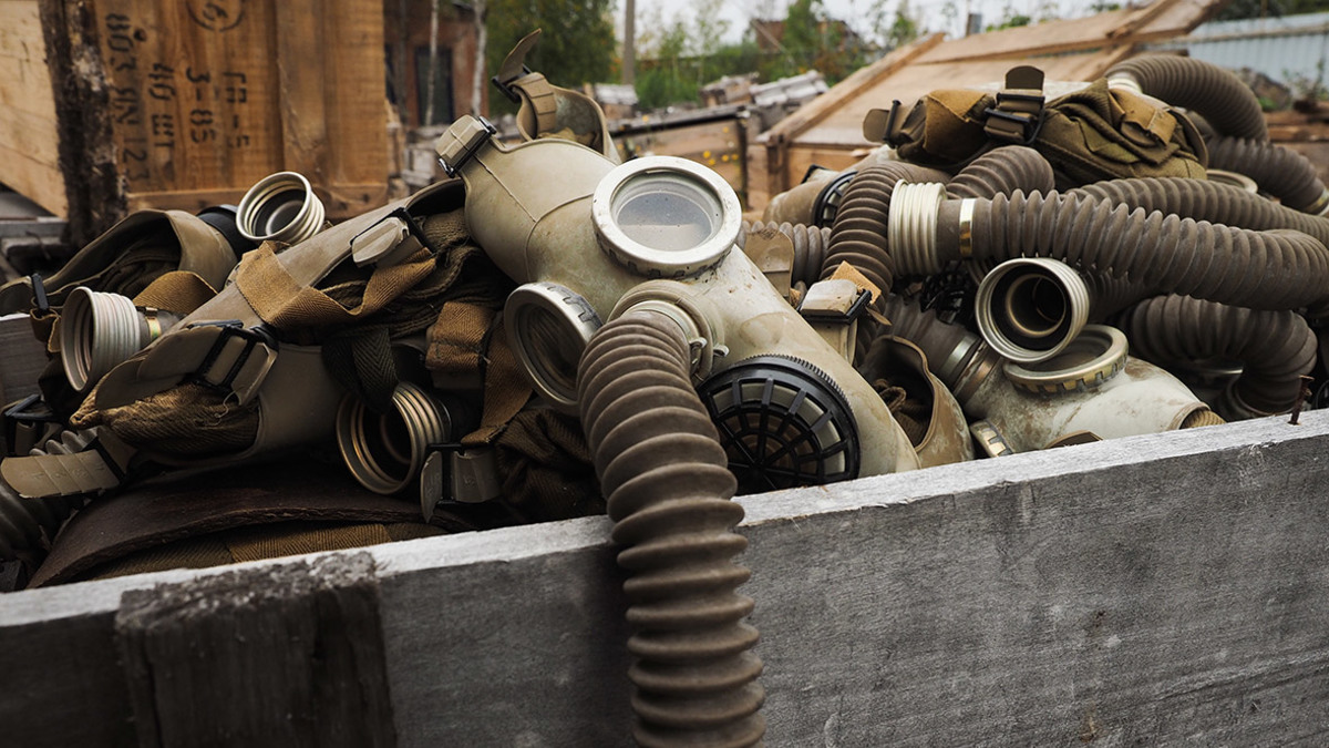 Нацисты уничтожали евреев в газовых камерах. Теперь Путин планирует использовать газ и химоружие в городских боях против украинцев