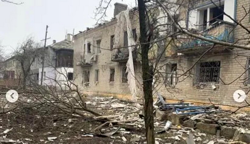 В Волновахе оккупанты ради "развлечения" расстреляли из танков покинутые жителями дома. Видео