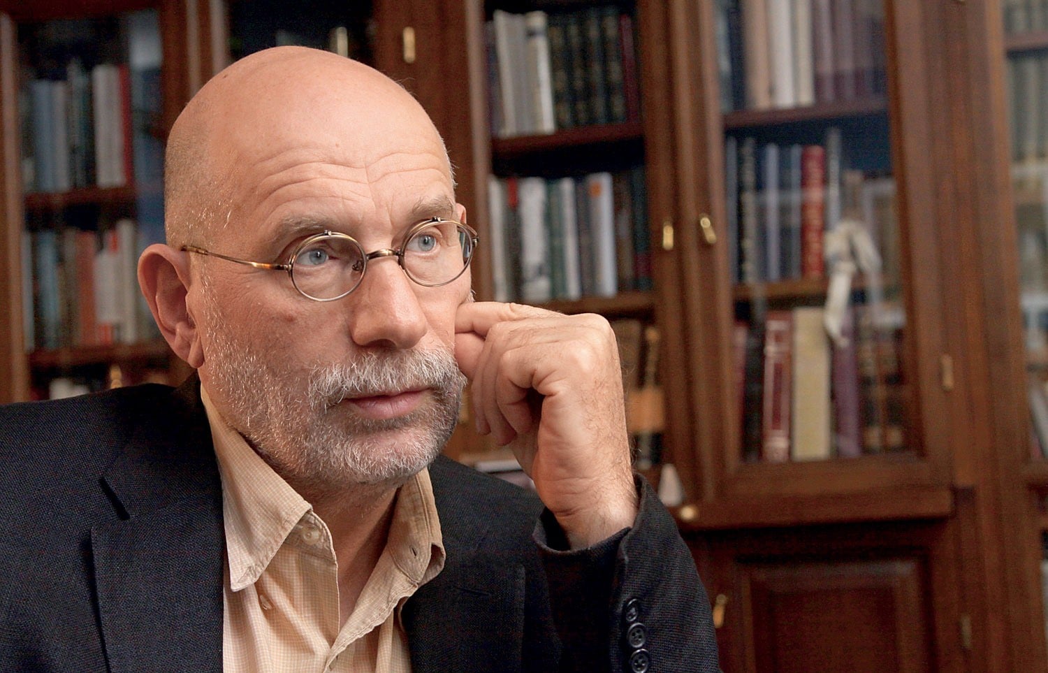 Акунин: «Слова “Россия” и “русский” превратились практически в бранные»