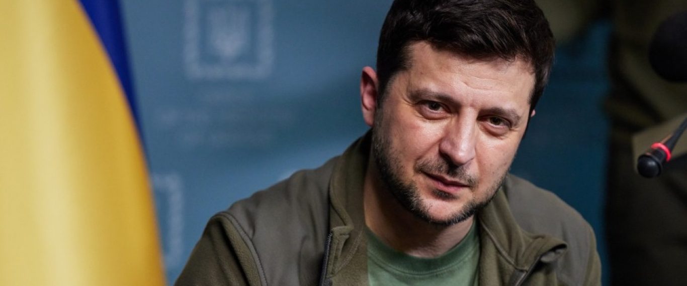 Зеленский обратился к украинцам: Гоните этих рабов, гоните оккупантов. Видео