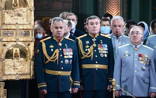 Шойгу исчез, Чубайс бежал. Что об этом известно