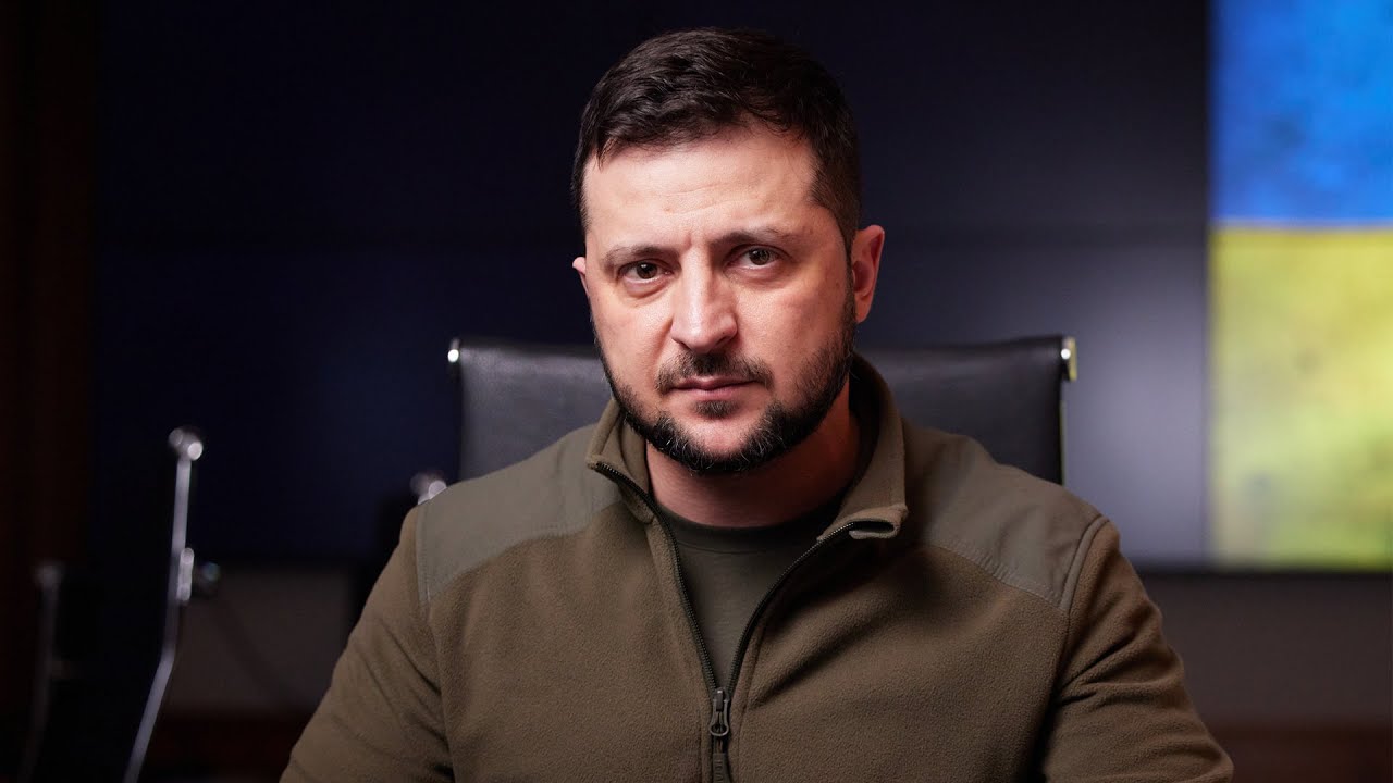 Раскритиковал Орбана, поблагодарил Колумбию, отчитал гимнотворцов и наградил героев: президент Зеленский обратился к украинцам