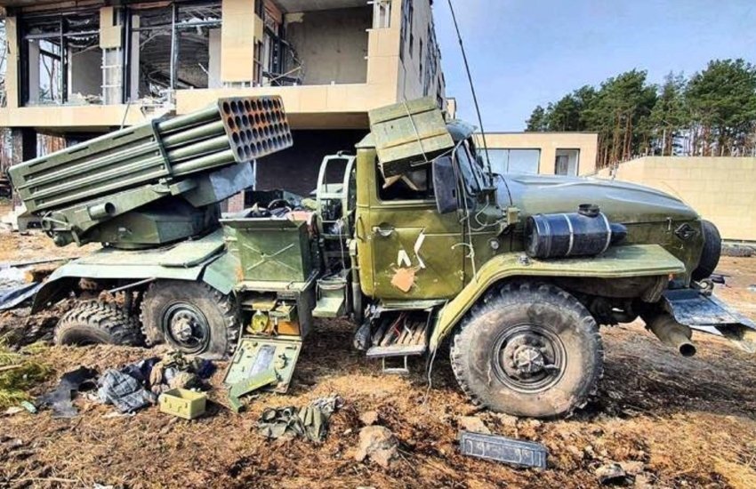 Украинский бизнесмен навел огонь ВСУ на свой дом, где находилась тяжелая техника оккупантов