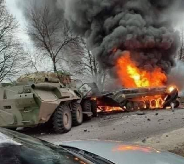 Российское командование вводит свои силы частями