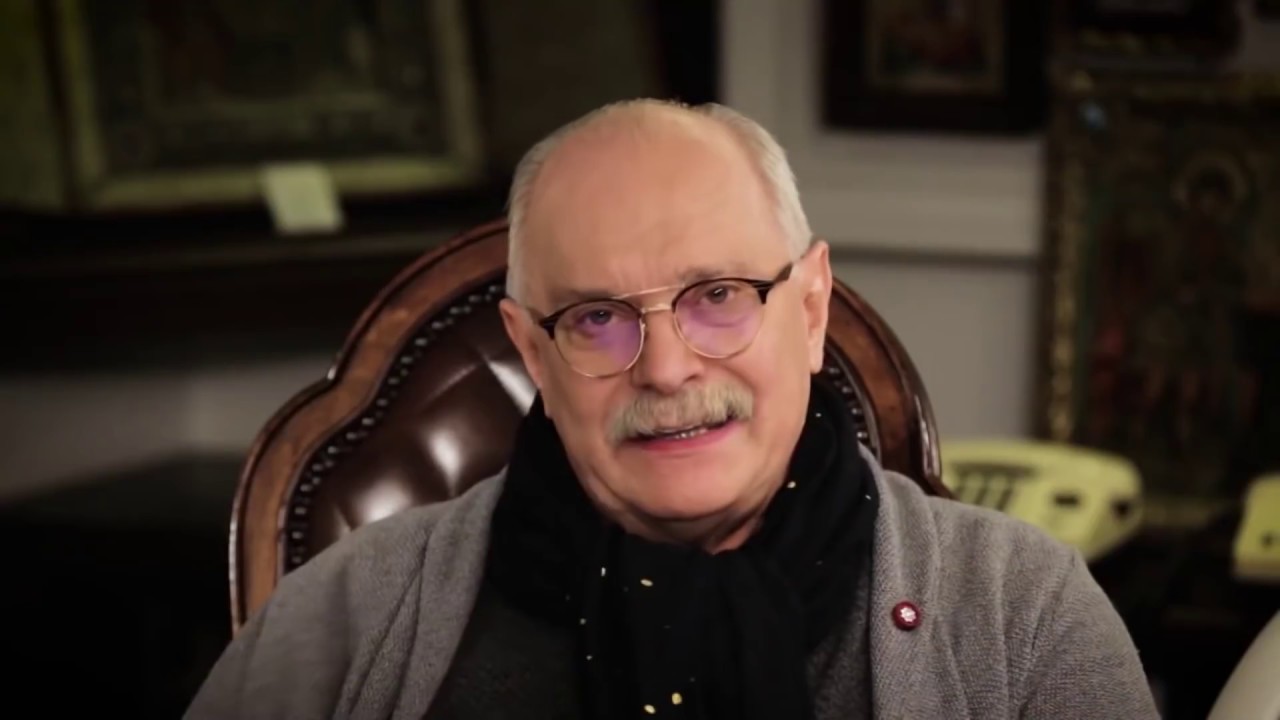 Пугачева, Галкин, Ургант и другие. Михалков опубликовал клип с "предателями" России