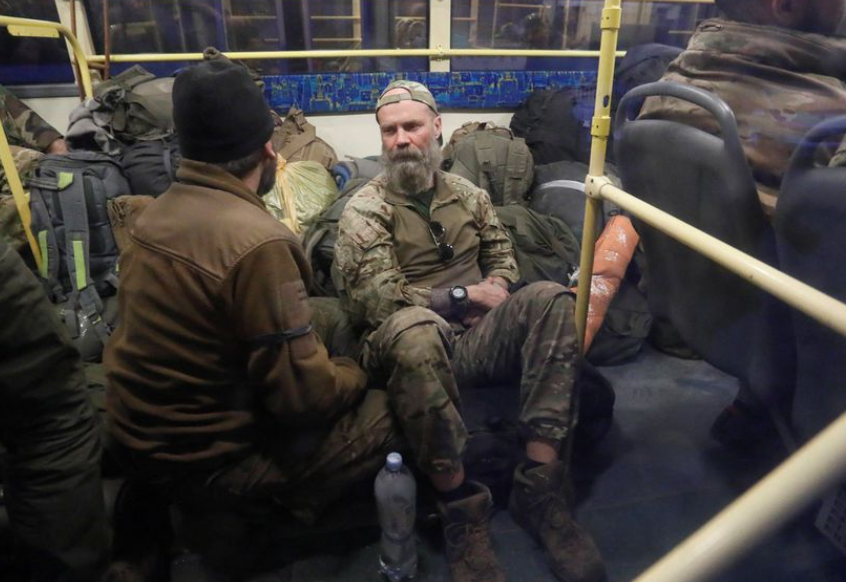 «Гарнизон на месте, гарнизон с оружием в руках…»