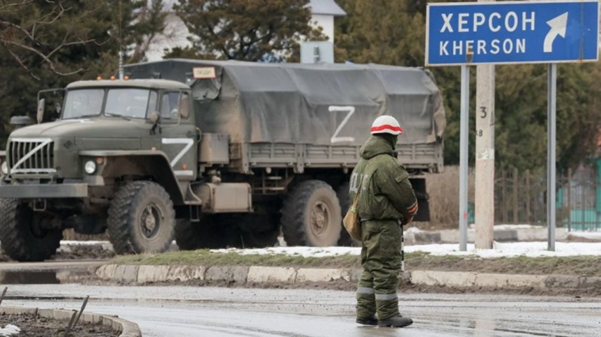 "А почему никто не сдох?" На Херсонщине грузовик оккупантов попал в ДТП. Видео
