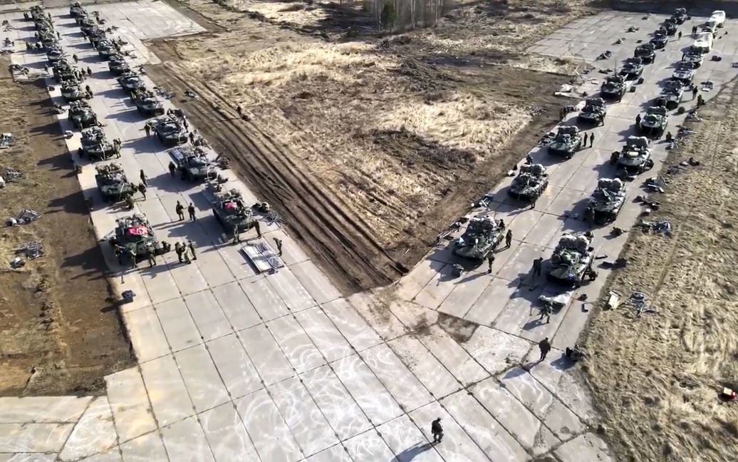 Стало известно, что россияне хранили на аэродроме под Джанкоем