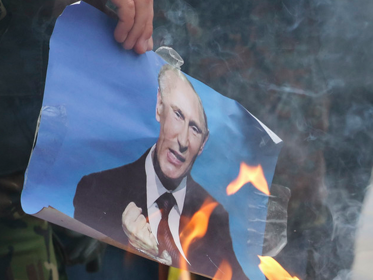 Путин не реагирует на взрывы в Крыму, поэтому мы можем делать "что угодно" - политтехнолог