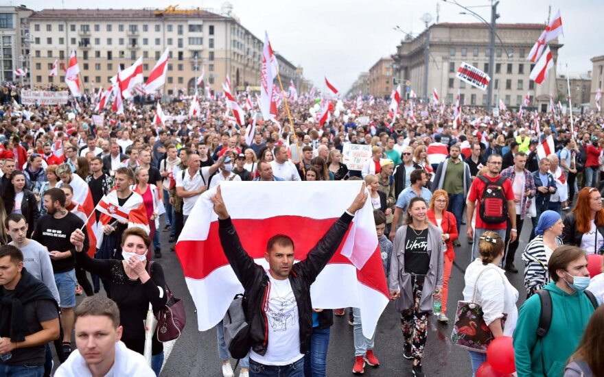 Настоящая Беларусь – это "спящая страна"