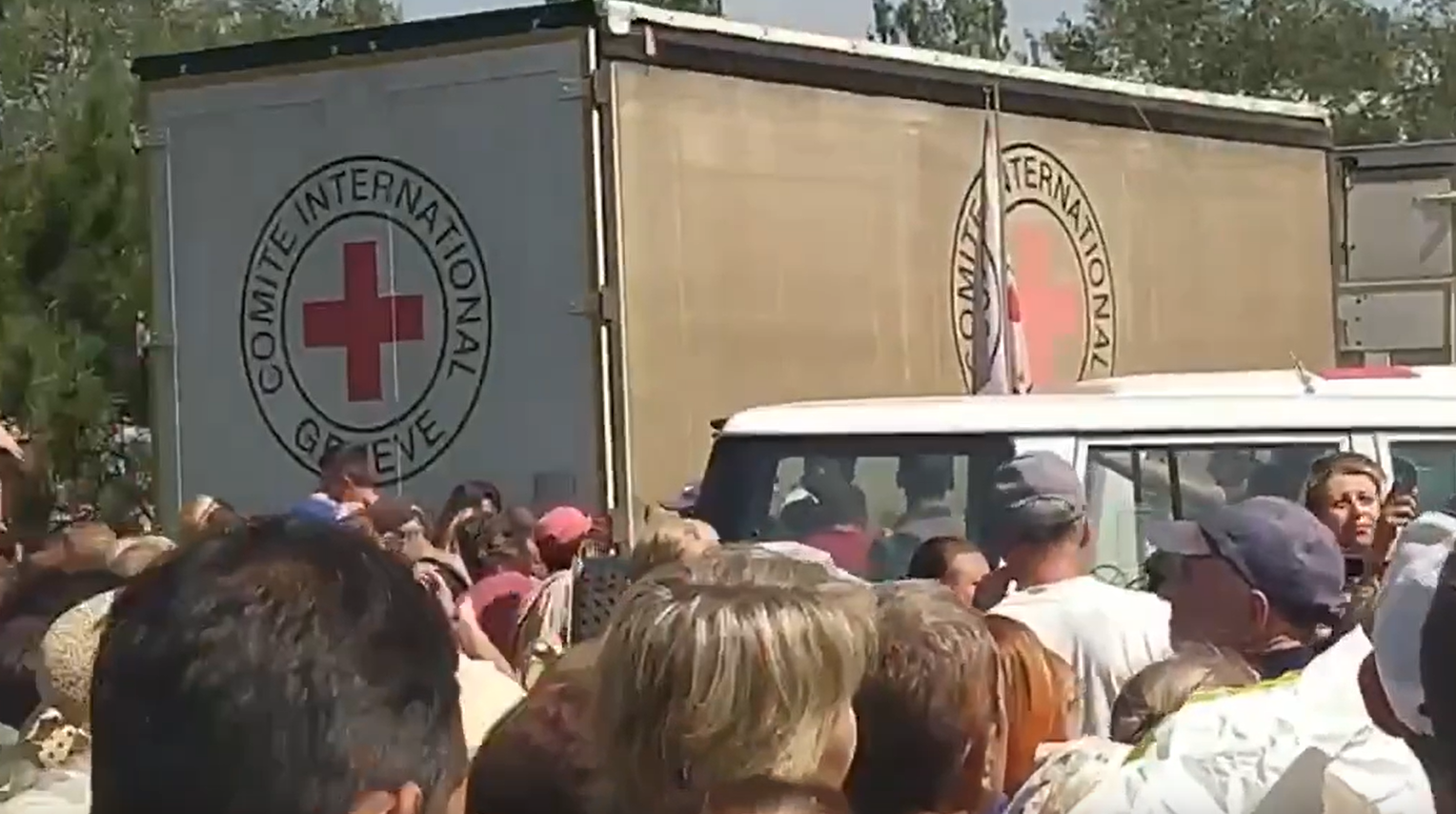 В Мариуполе начался голодный бунт из-за недостатка пищи (видео)