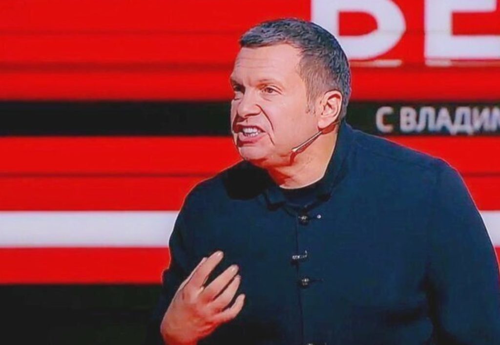 ГУЛАГ лучше Освенцима, потому что там ты сохранял "индивидуальность" - такую ахинею несет пропагандист Соловьев