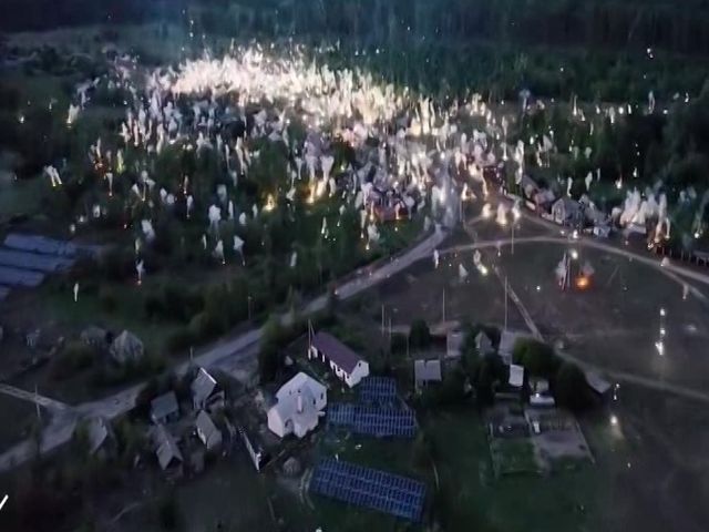 Оккупанты обстреляли село Озерное фосфорными боеприпасами: жуткое видео