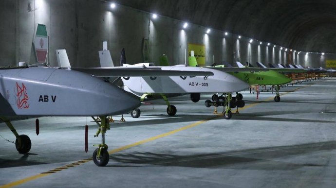 В Воздушных силах объяснили, почему Россия использует иранские дроны-камикадзе вместо ракет