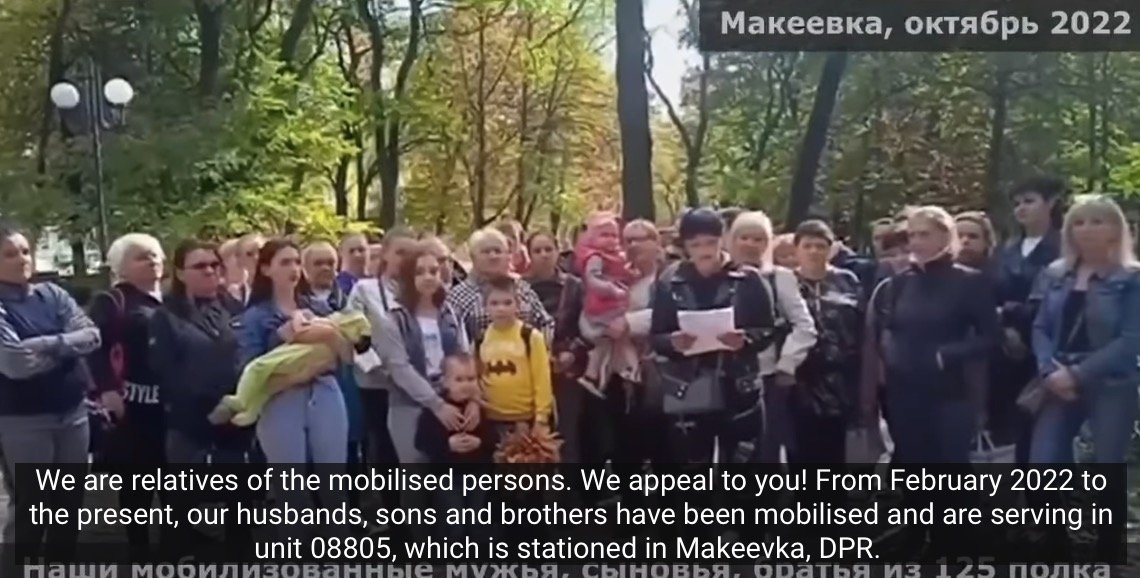 Жены «мобиков» из «ДНР» пожаловались, что их мужчин в Херсонской области бросило командование (Видео)