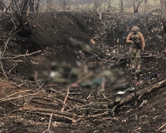«Они здесь везде, как подснежники»: Под Бахмутом воины К-2 ликвидировали большую группу «вагнеровцев»