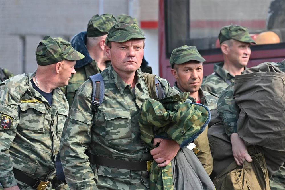 Офицер: Если в Беларуси мобилизованные получат в руки оружие, то уйдут в партизаны
