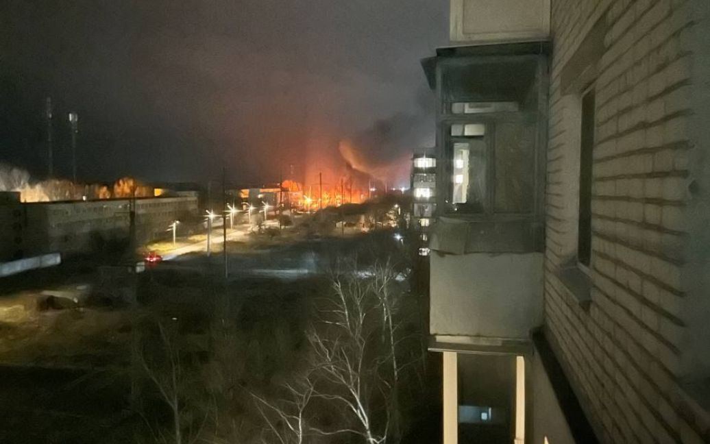 В Бердянске подорвали авто местного гауляйтера (Видео)