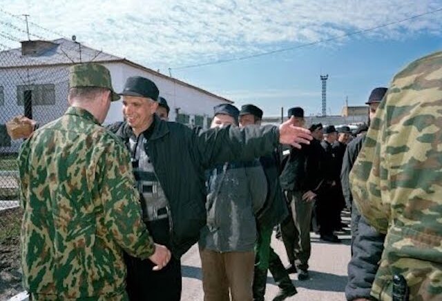 Армия или зона? (Часть 2)