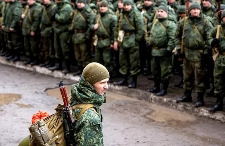 Мобилизованные россияне становятся "трехсотыми" не доезжая до Украины: аудиоперехват