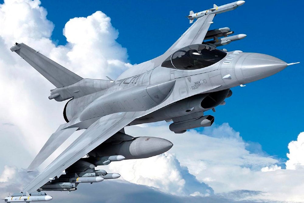 Зеленский на «Рамштайне» запросил F-16. Нидерланды объявили о готовности обсуждать поставки