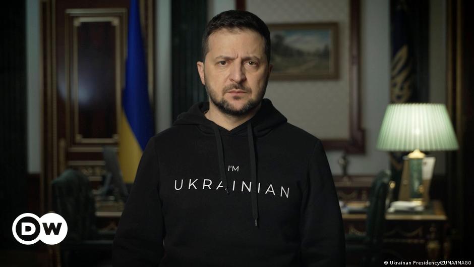 Массовая "чистка" чиновников и новое решение СНБО: о чем сказал Зеленский в традиционном обращении