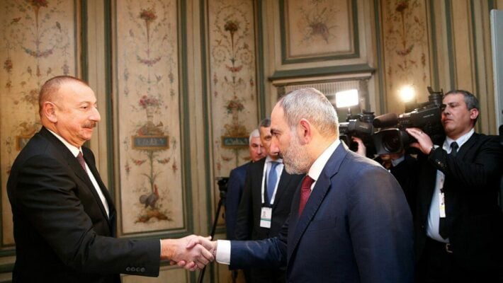 Армения и Азербайджан договорились о взаимном признании территорий