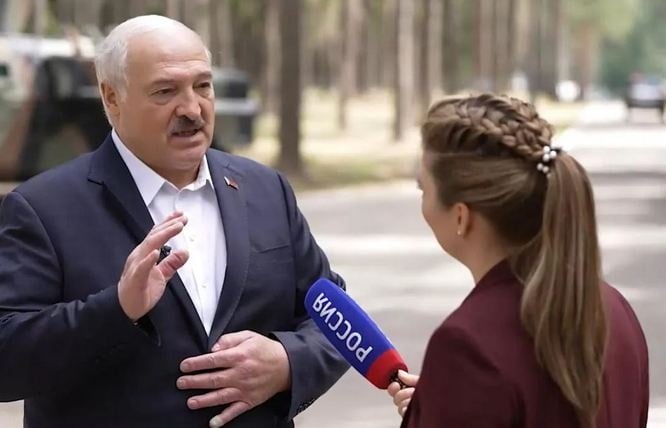 Лукашенко заявил, что не будет спрашивать разрешения у населения о вступлении в войну (Видео)