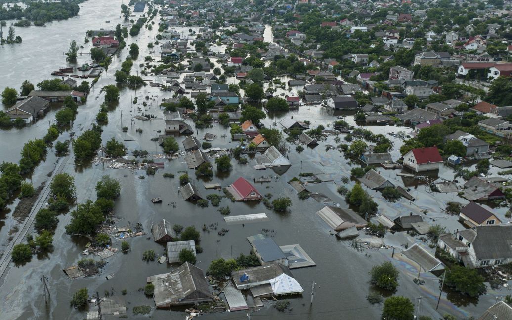 Россияне готовятся к бегству с левобережной Херсонщины: эксперт назвал признаки подготовки