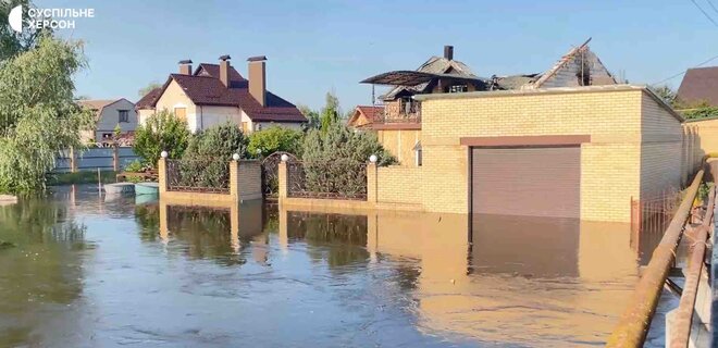 Вода уничтожила все: последствия подрыва Каховской ГЭС на Херсонщине. Видео