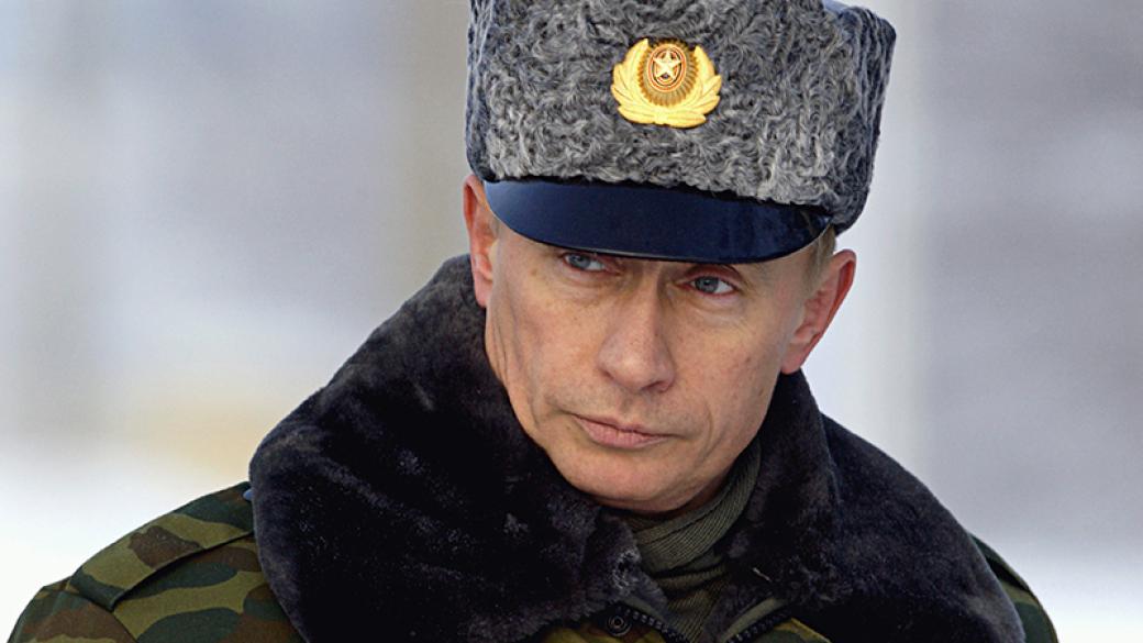 Российская армия сейчас, в момент, который предшествует поражению, начинает искать предателей