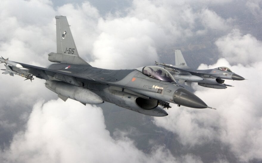 Милли не согласился с Залужным насчет необходимости F-16