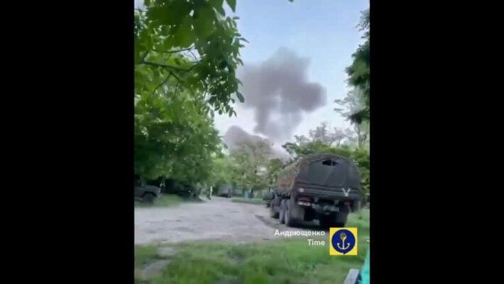 В оккупированном Крыму прогремел мощный взрыв в районе авиабазы рашистов.