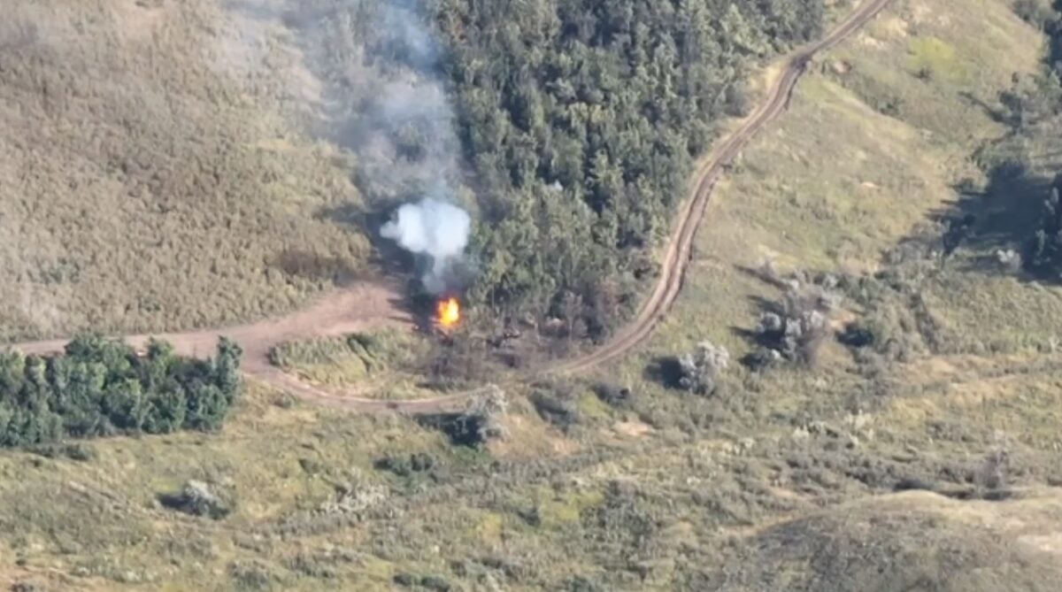 Огненное HIMARS-шоу: Сырский показал уничтожение российской МСТА-Б на Бахмутском направлении