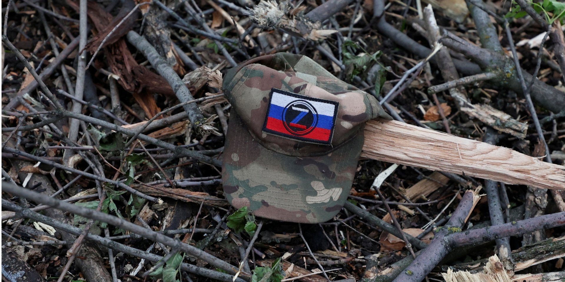 "Нас отправляют на убой": бывшие "вагнеровцы" жалуются, что в "Шторм-Z" их не снабжают даже едой. Видео