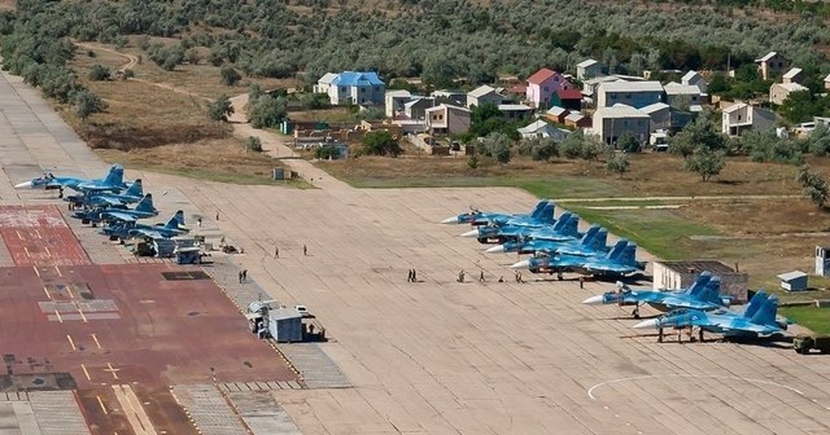 Украина ударила "Нептунами" по аэродрому "Саки", у россиян масштабные потери, - источники