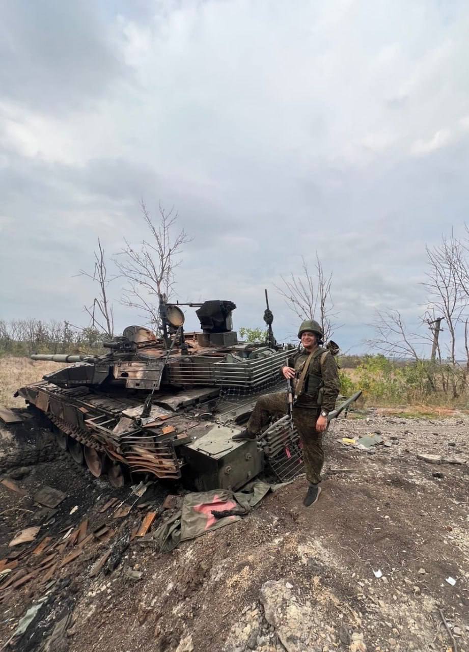 Появилось видео уничтожения российского танка «Прорыв» бойцами ВСУ