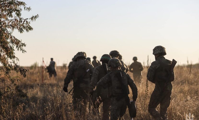 "Зацепились за плацдарм": морпехи ВСУ высадились на оккупированном берегу Днепра. Видео