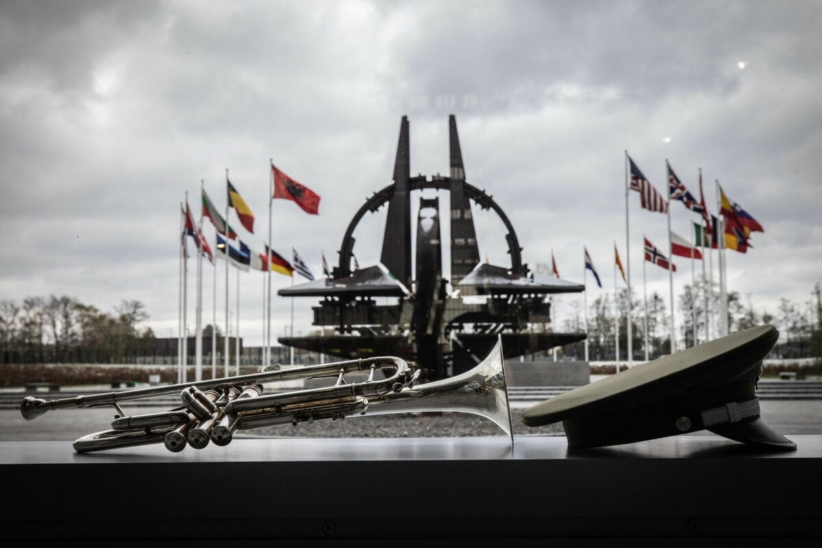 В НАТО отрицают то, что у военного руководства Украины якобы нет плана войны