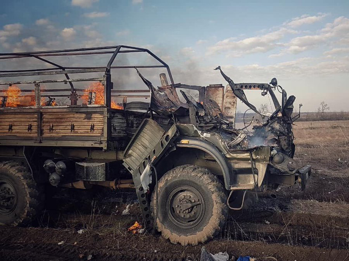 Российские военные запаниковали, увидев, как ВСУ разбили их сослуживцев (Видео)