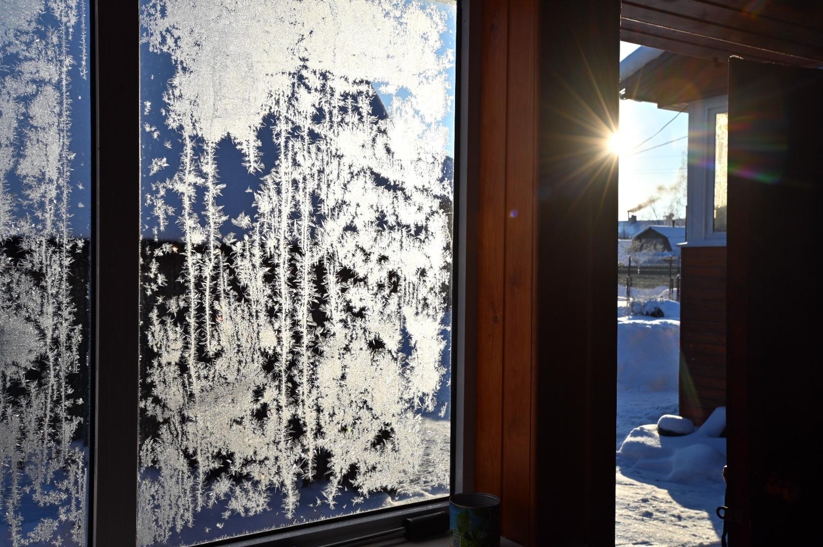 Пока угрожали "заморозить" Украину: в России из-за коммунальной аварии в собственном доме замерз насмерть капитан ВМФ