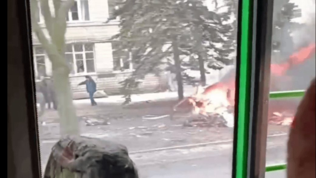 В оккупированном Донецке "прилет" по военной базе рашистских оккупантов (Видео)