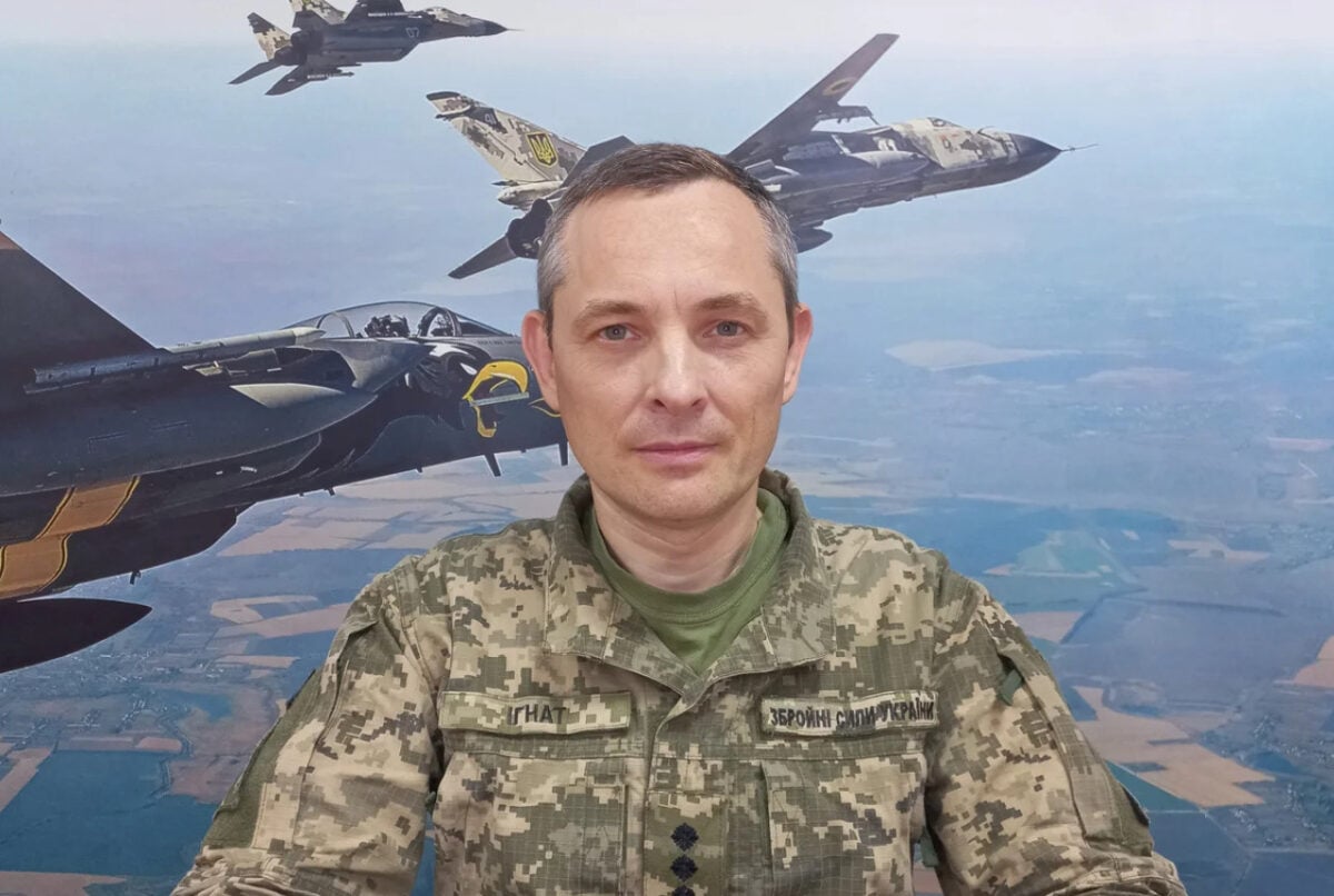 В Бельбеке уничтожены 3 самолета россиян и ликвидирован российский генерал