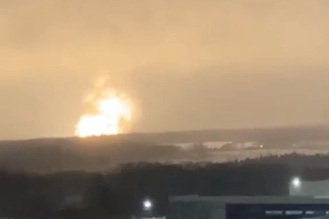 На России произошел масштабный взрыв на заводе по производству ракетных двигателей (Видео)