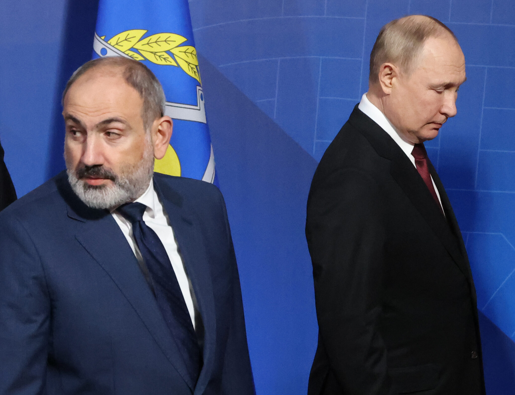 Россия своих бросит. Армения отказывается от ОДКБ