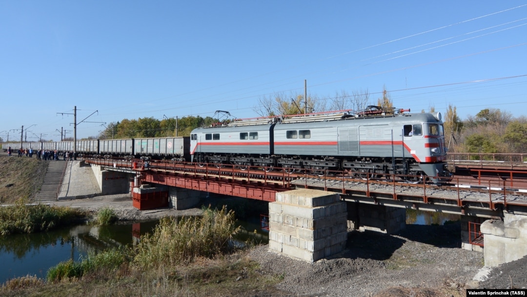 "Законная военная цель": в ОК "Південь" прокомментировали строительство российской железной дороги в Крым в обход Керченского моста