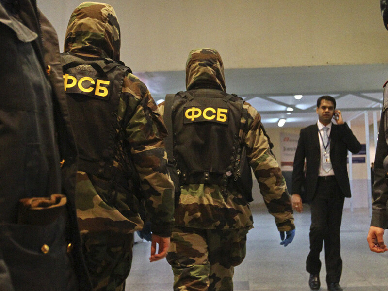 В российском Воронеже сотрудник ФСБ застрелил охранника объекта ФСБ и сбежал в Украину – СМИ