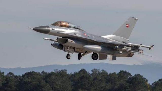 Истребители F-16 уже этим летом будут летать в небе Украины - Блинкен