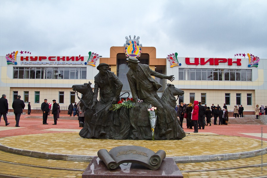 Кремль предполагает, что наступление ВСУ в Курской области будет продолжаться долго. Россиян готовят к жизни в условиях "новой реальности" – СМИ